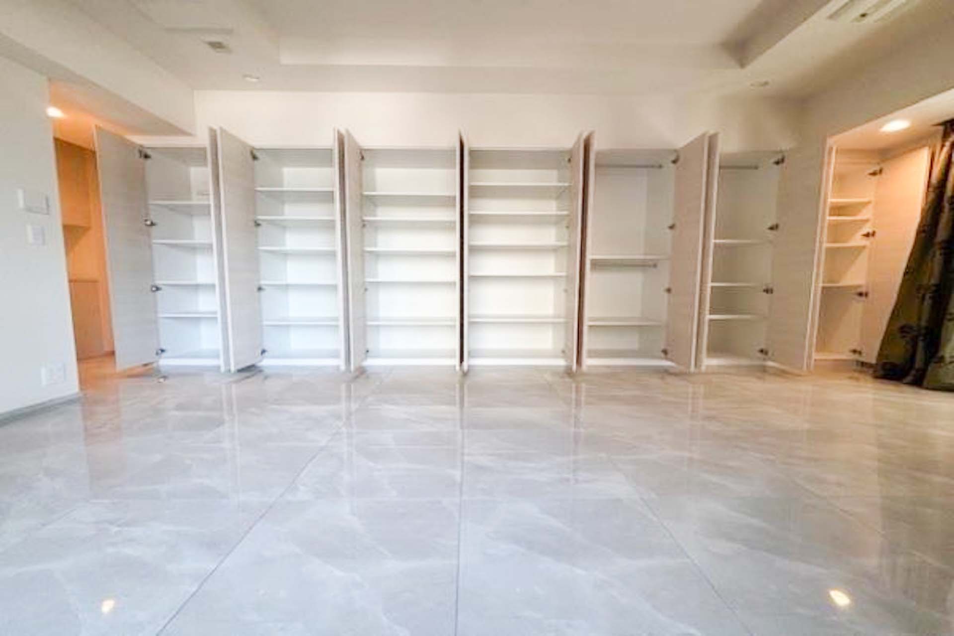 Brands Atago Toranomon9.jpg