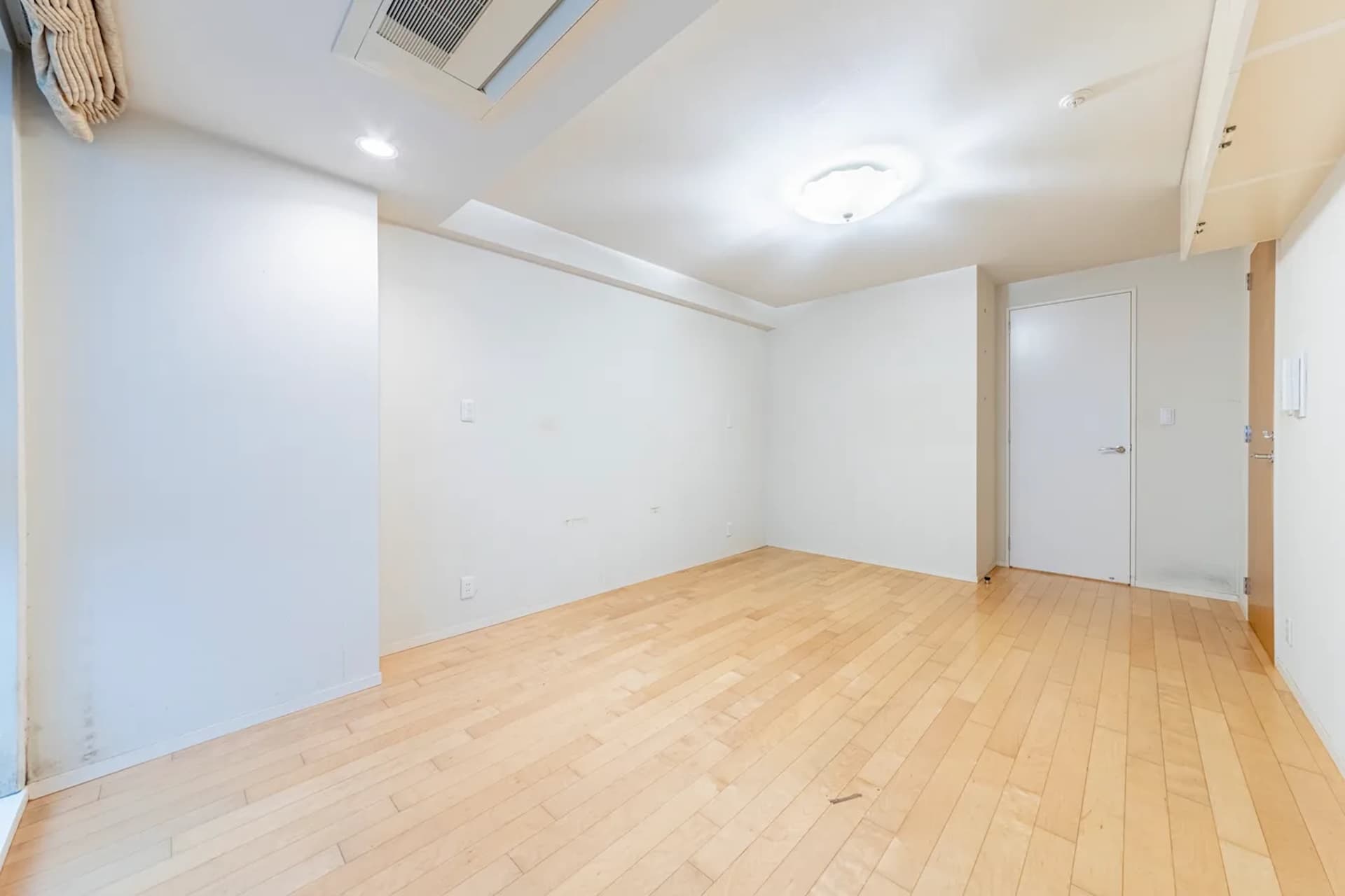 Jingumae 5-chome Blanche6.jpg