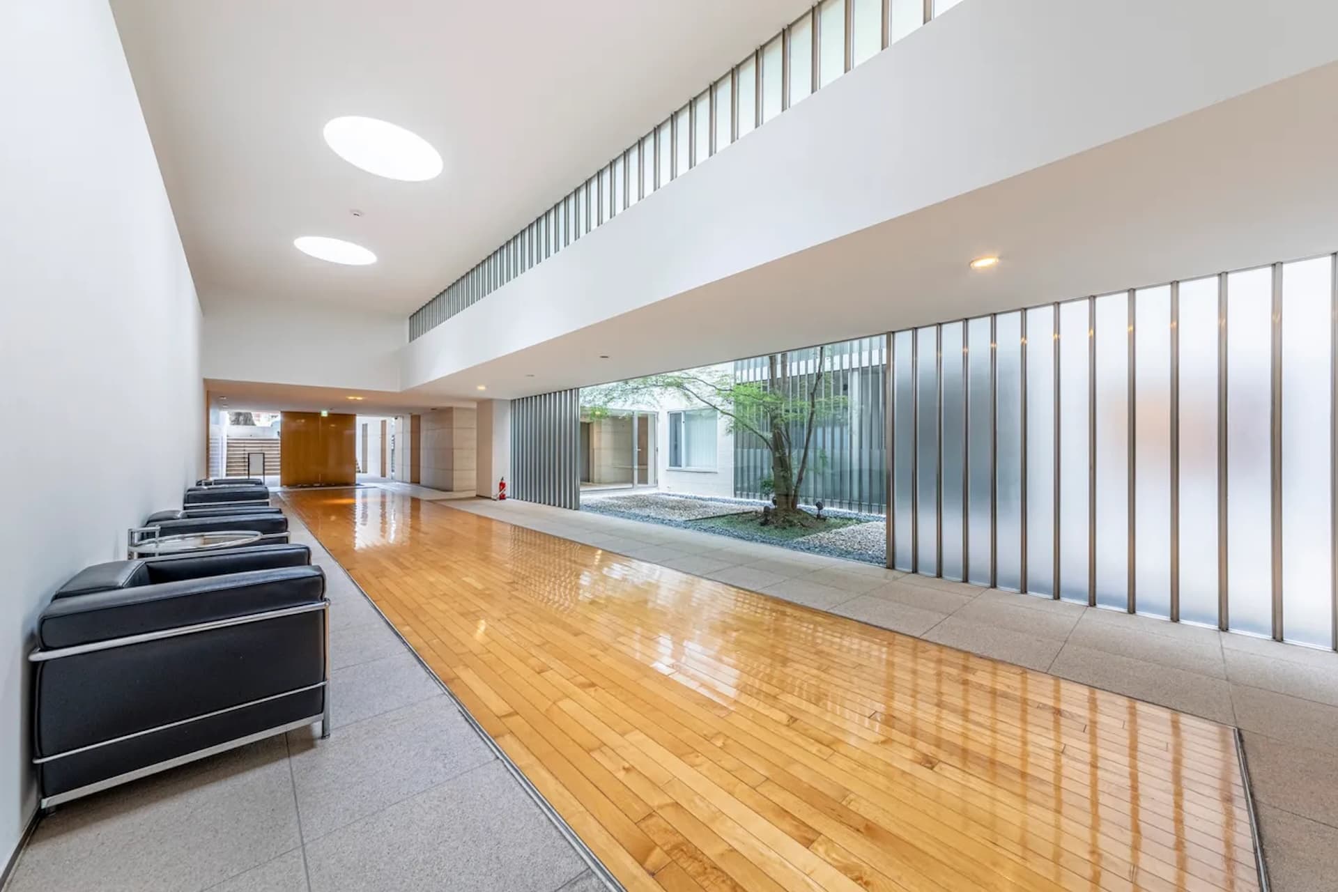 Jingumae 5-chome Blanche9.jpg