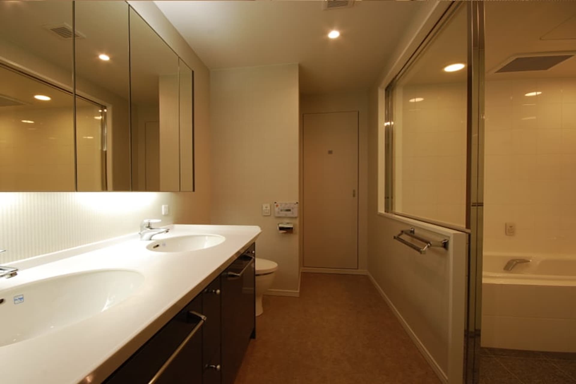 La Tour MITA 32084.jpg