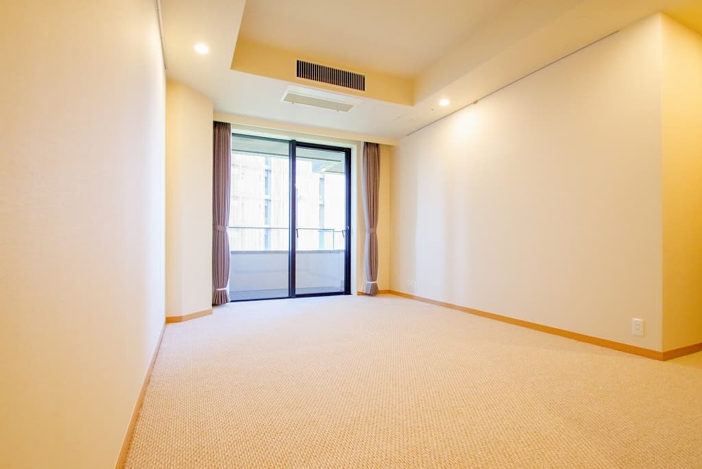 IZUMI GARDEN RESIDENCE 2.jpg