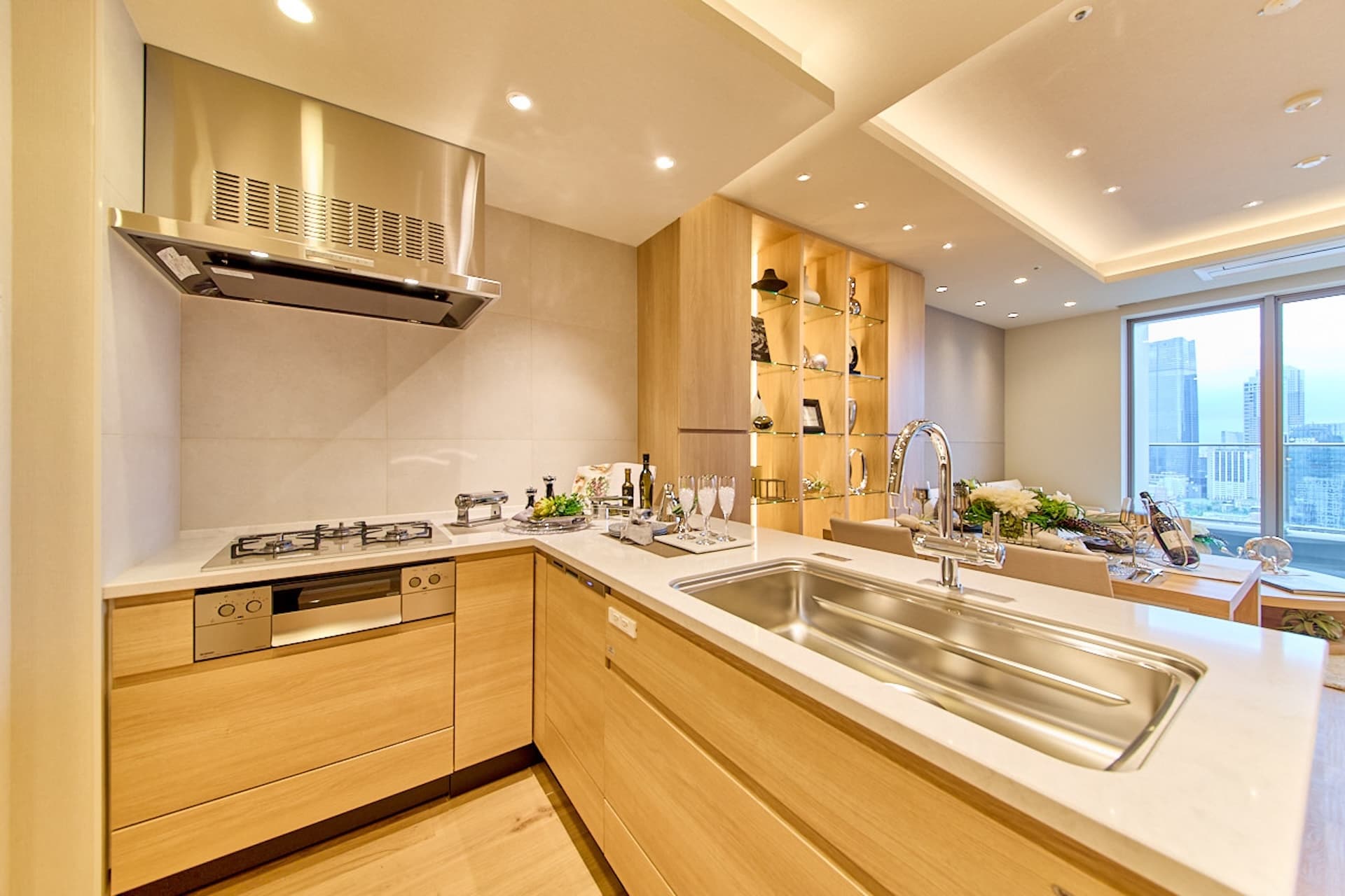 Park Court Hamarikyu The Tower 3.jpg