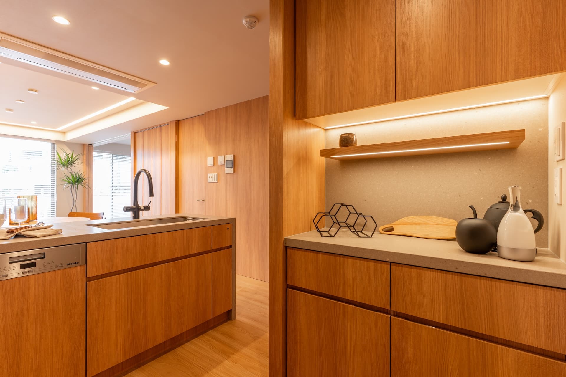 Diana Court Yoyogi1.jpg