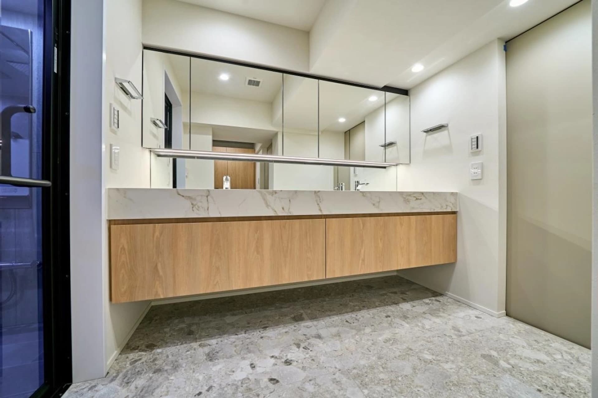 Ichibancho Park Mansion 6.jpg