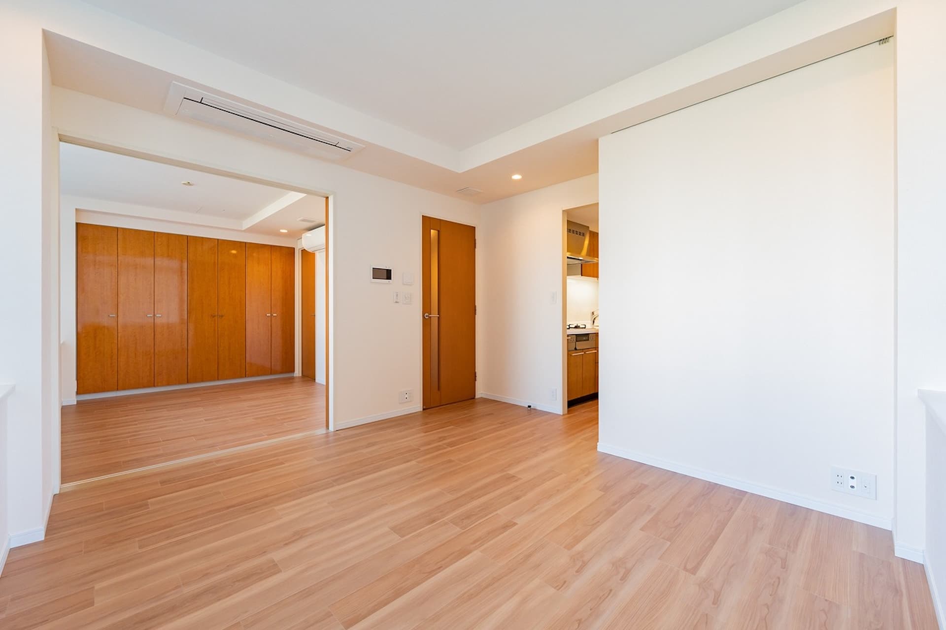 La Tour KAGURAZAKA4.jpg