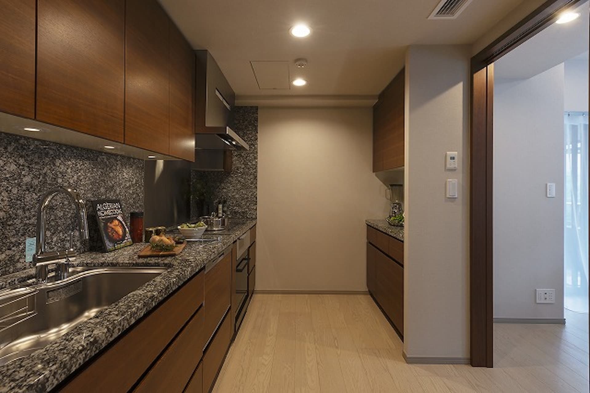 Park House Nanpeidai Court Residence7.jpg