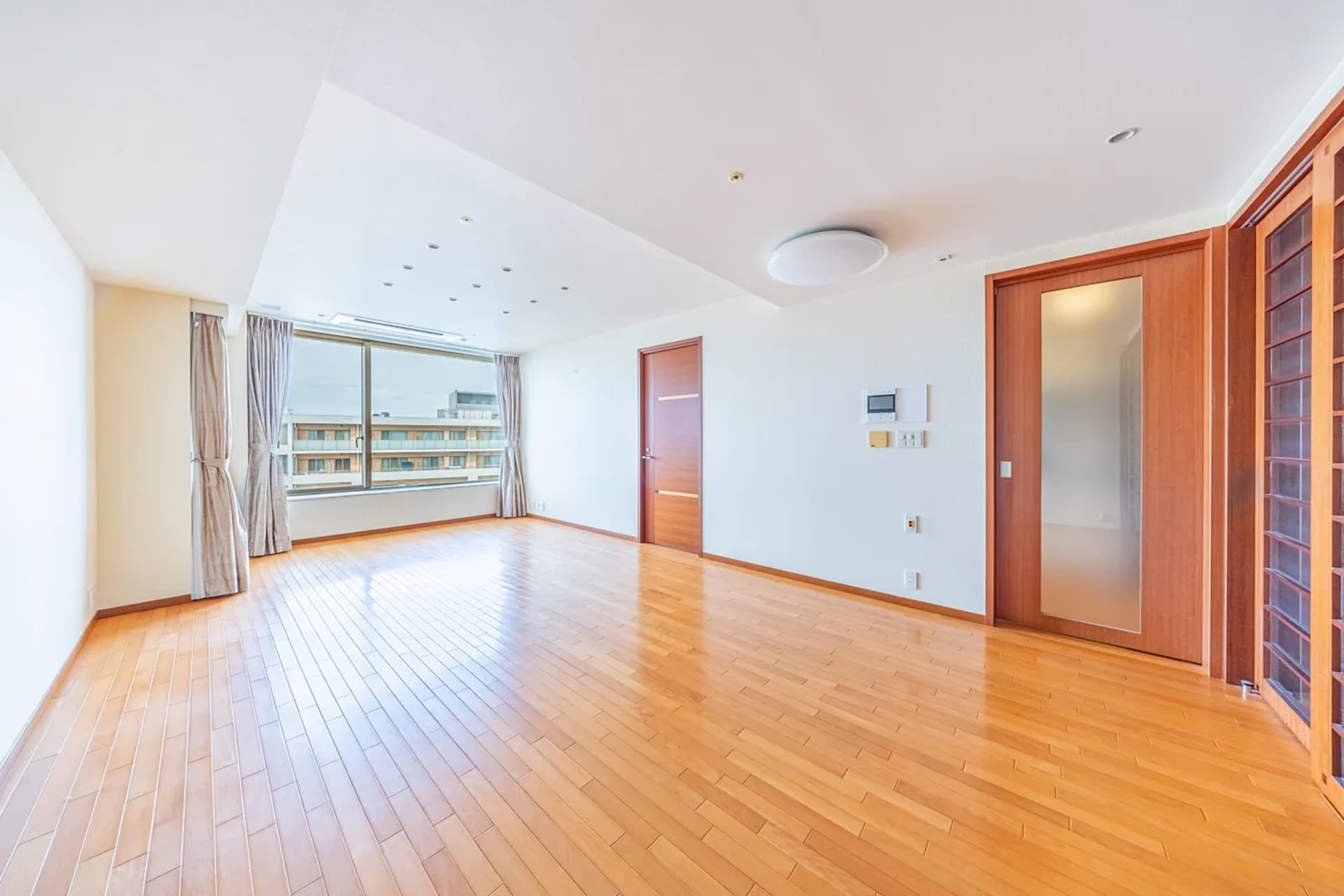 Aoyama Park Tower5.jpg