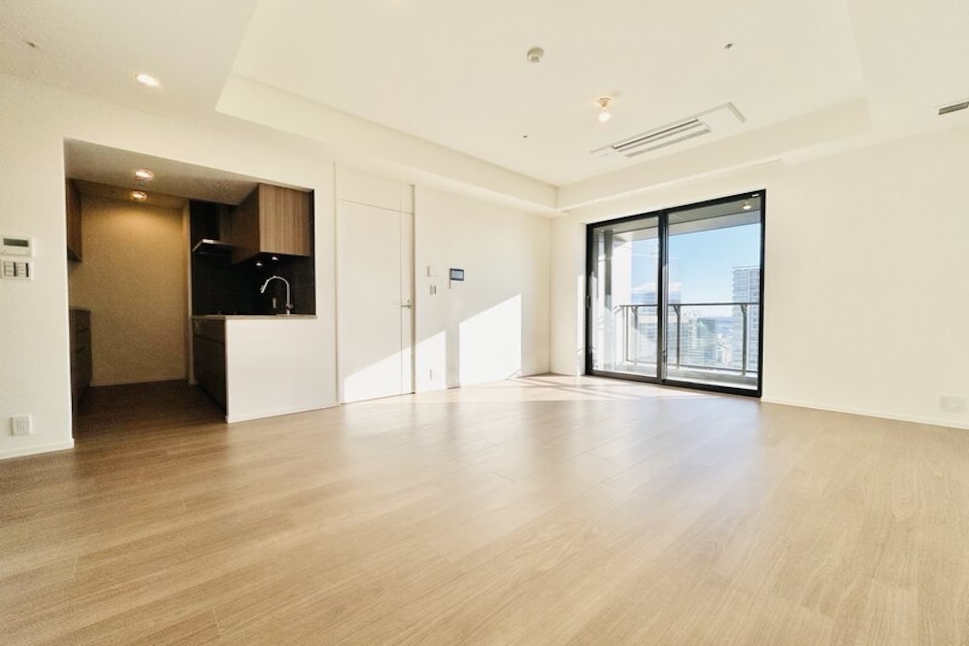 WORLD TOWER RESIDENCE1.jpg