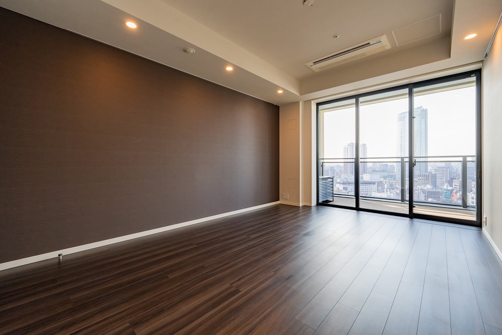 ROPPONGI GRAND TOWER RESIDENCE. 1.jpg