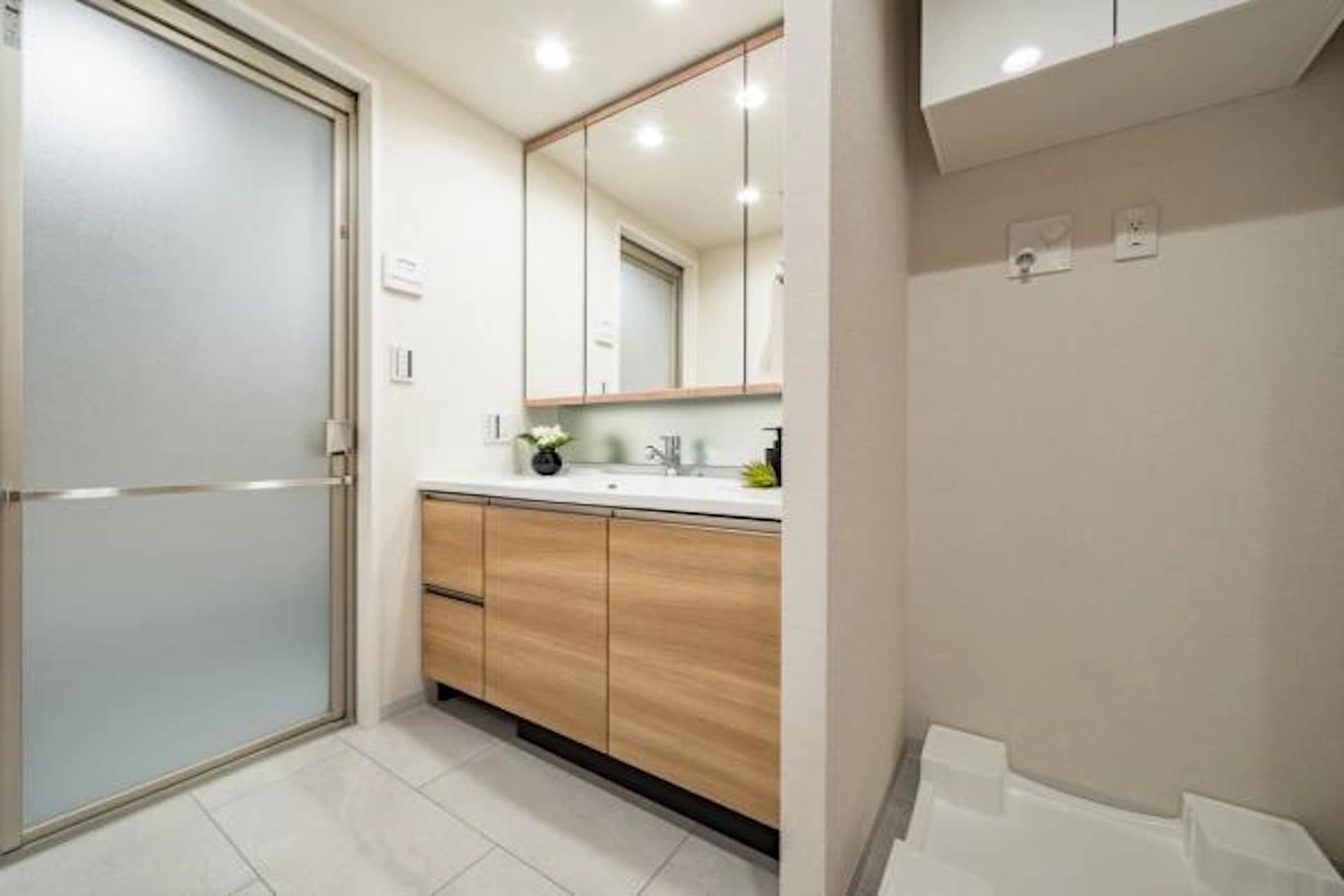 Caterina Mita Tower Suite8.jpg