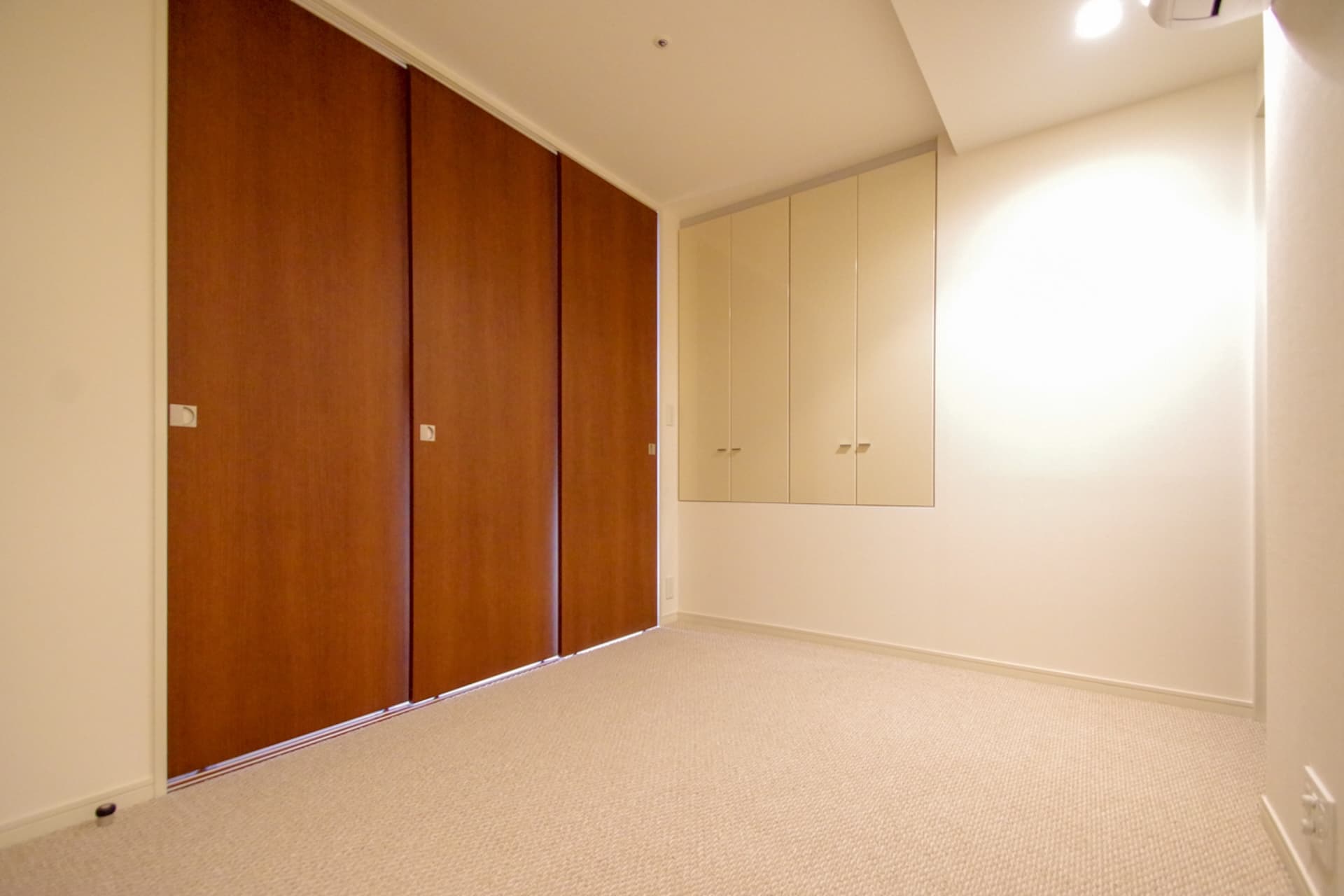 La Tour KAGURAZAKA4.jpg