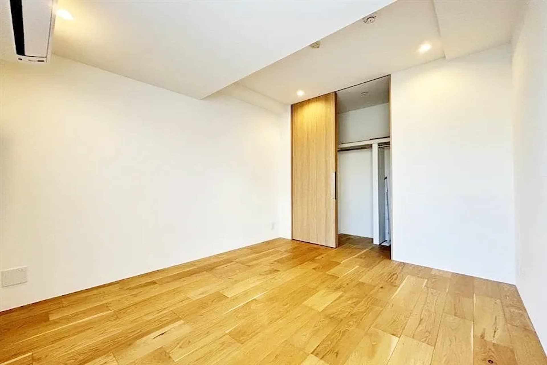 Sky Plaza Akasaka5.jpg