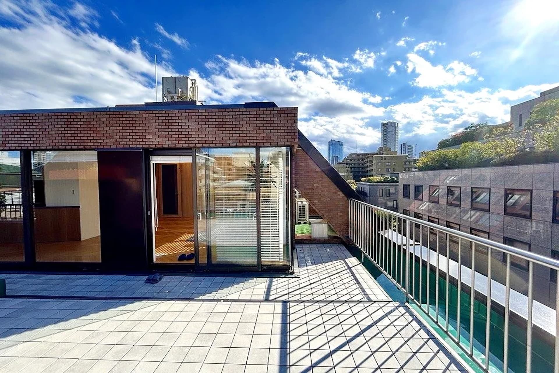 Sky Plaza Akasaka12.jpg