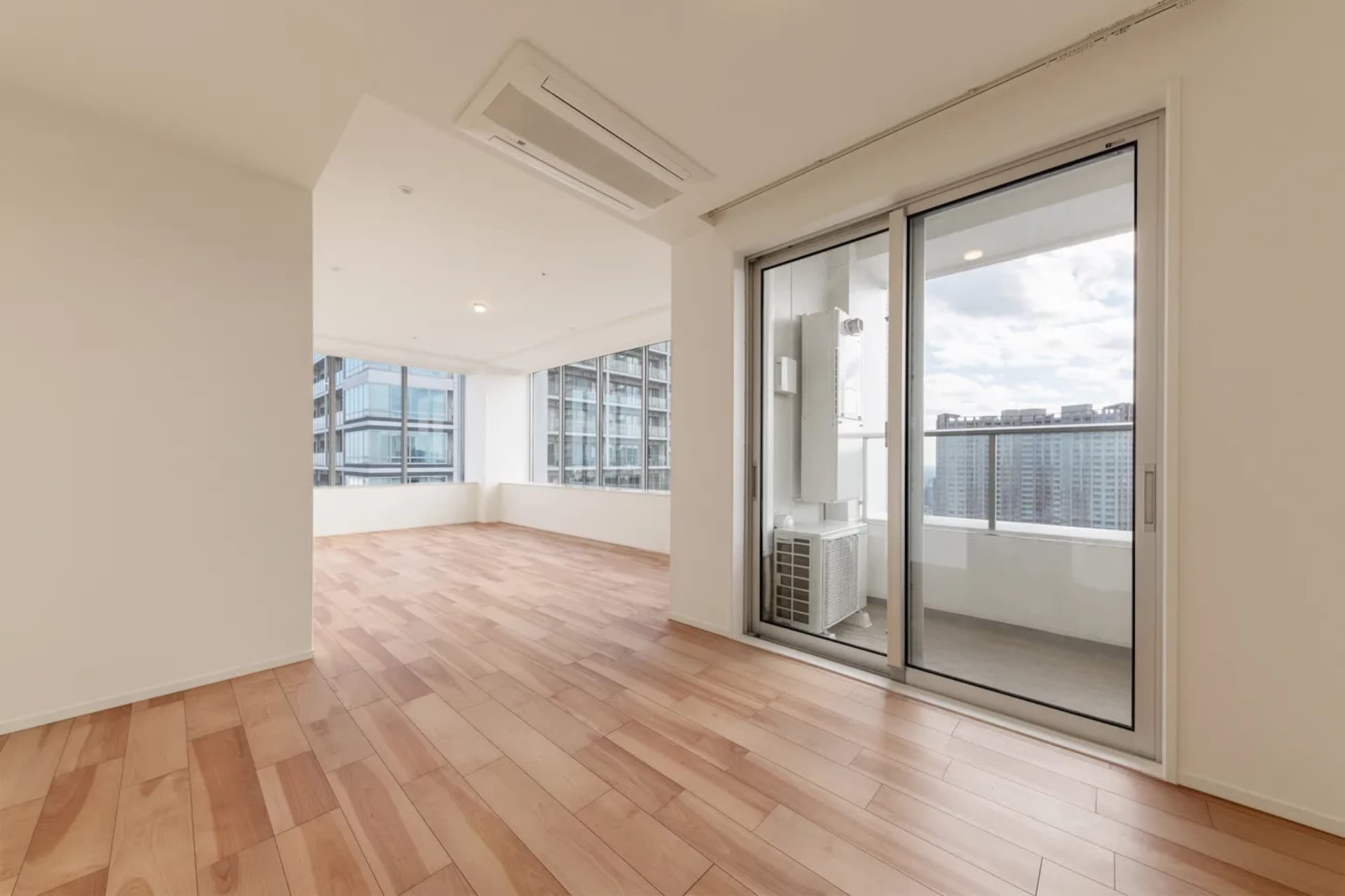 Shibaura Island Grove Tower8.jpg