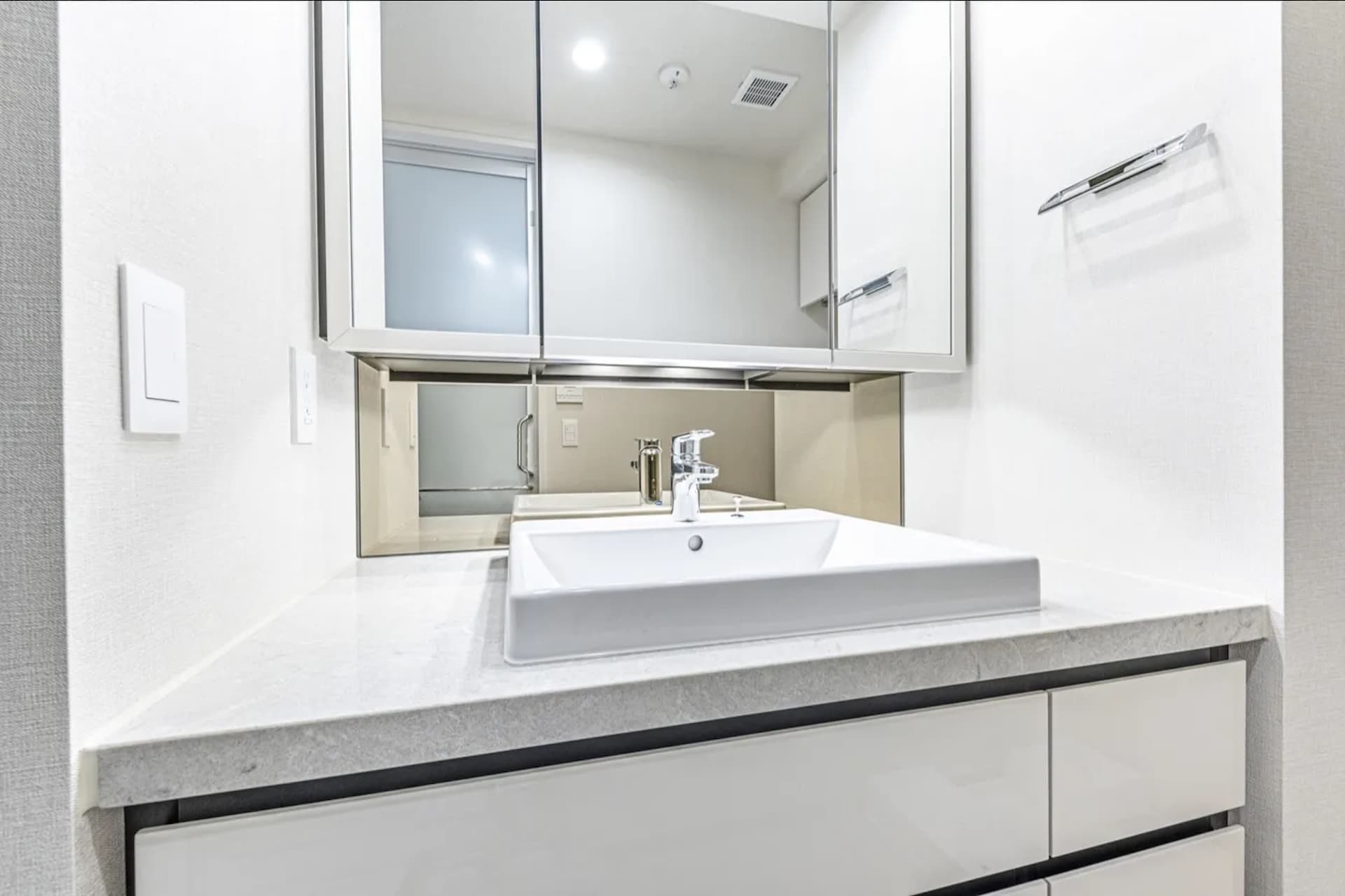 Atlas Azabu Juban8.jpg