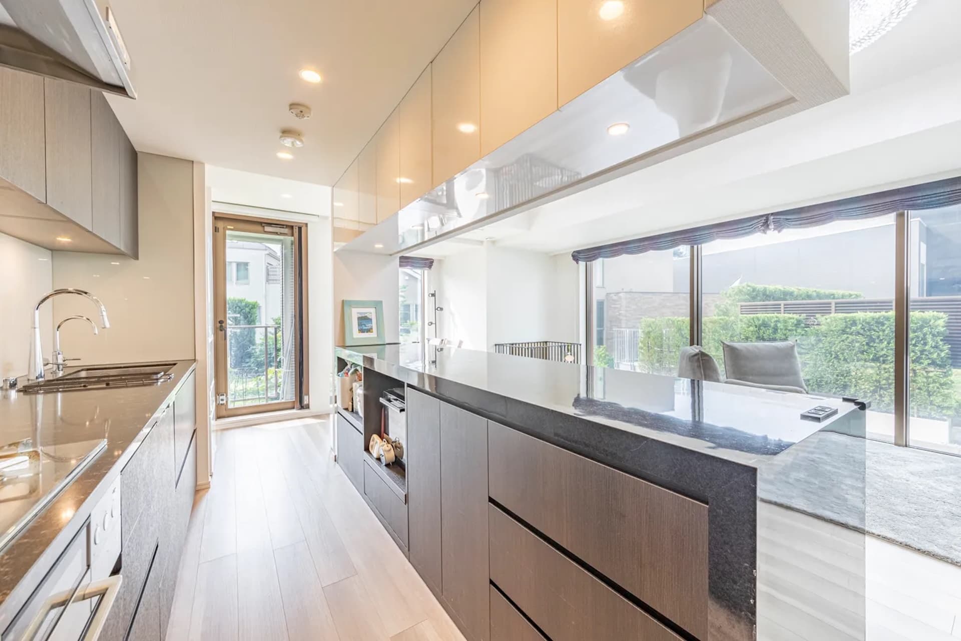 Proud Daikanyama Front4.jpg