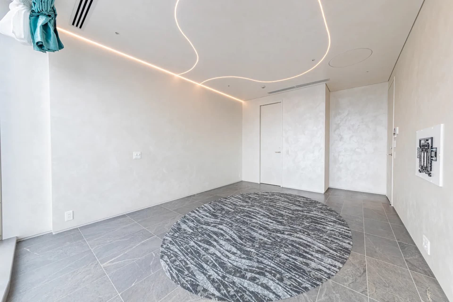 Park Court Jingu Kitasando The Tower8.jpg