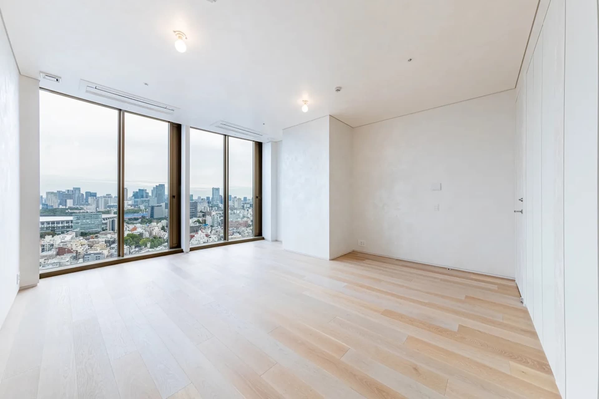 Park Court Jingu Kitasando The Tower4.jpg