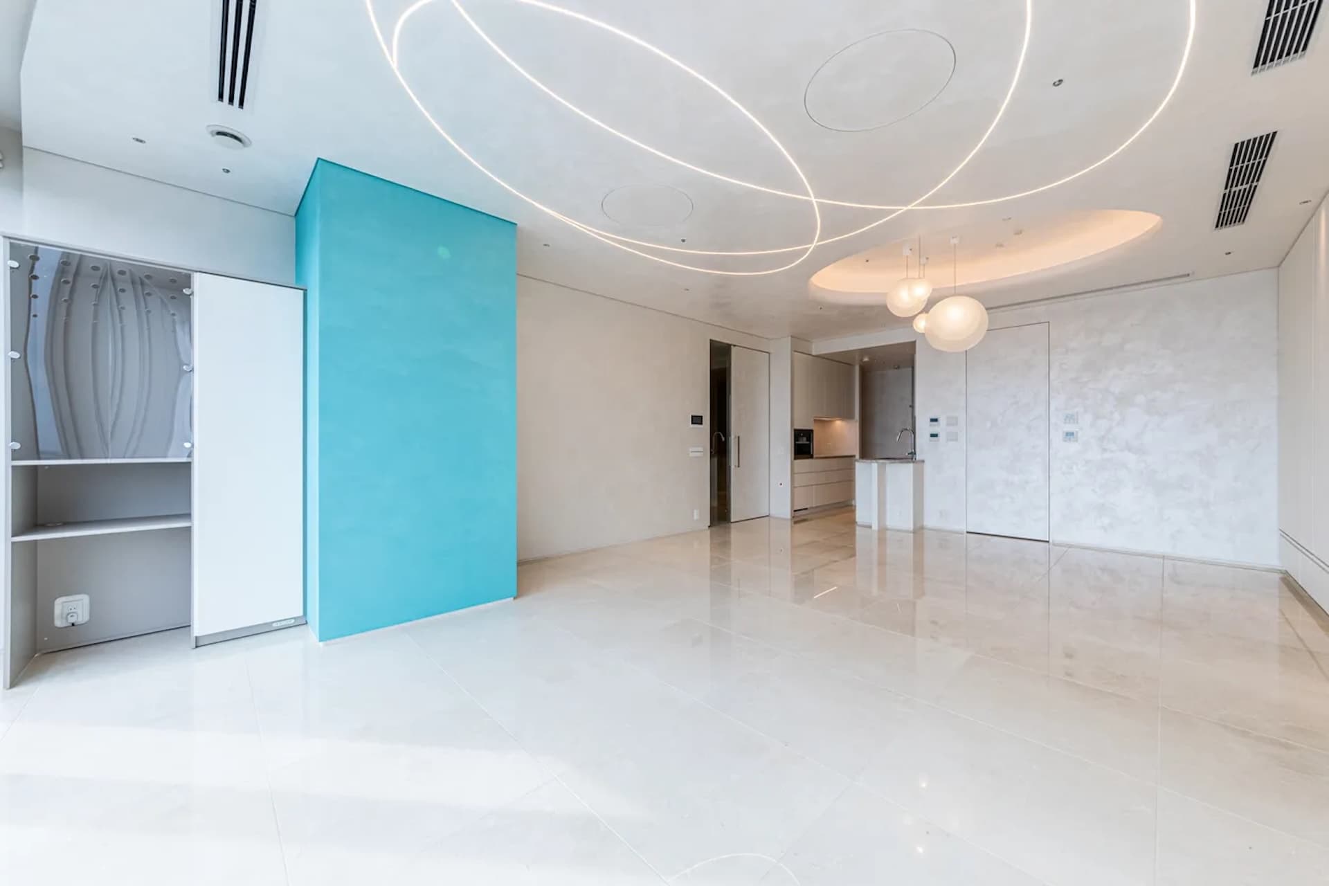 Park Court Jingu Kitasando The Tower10.jpg