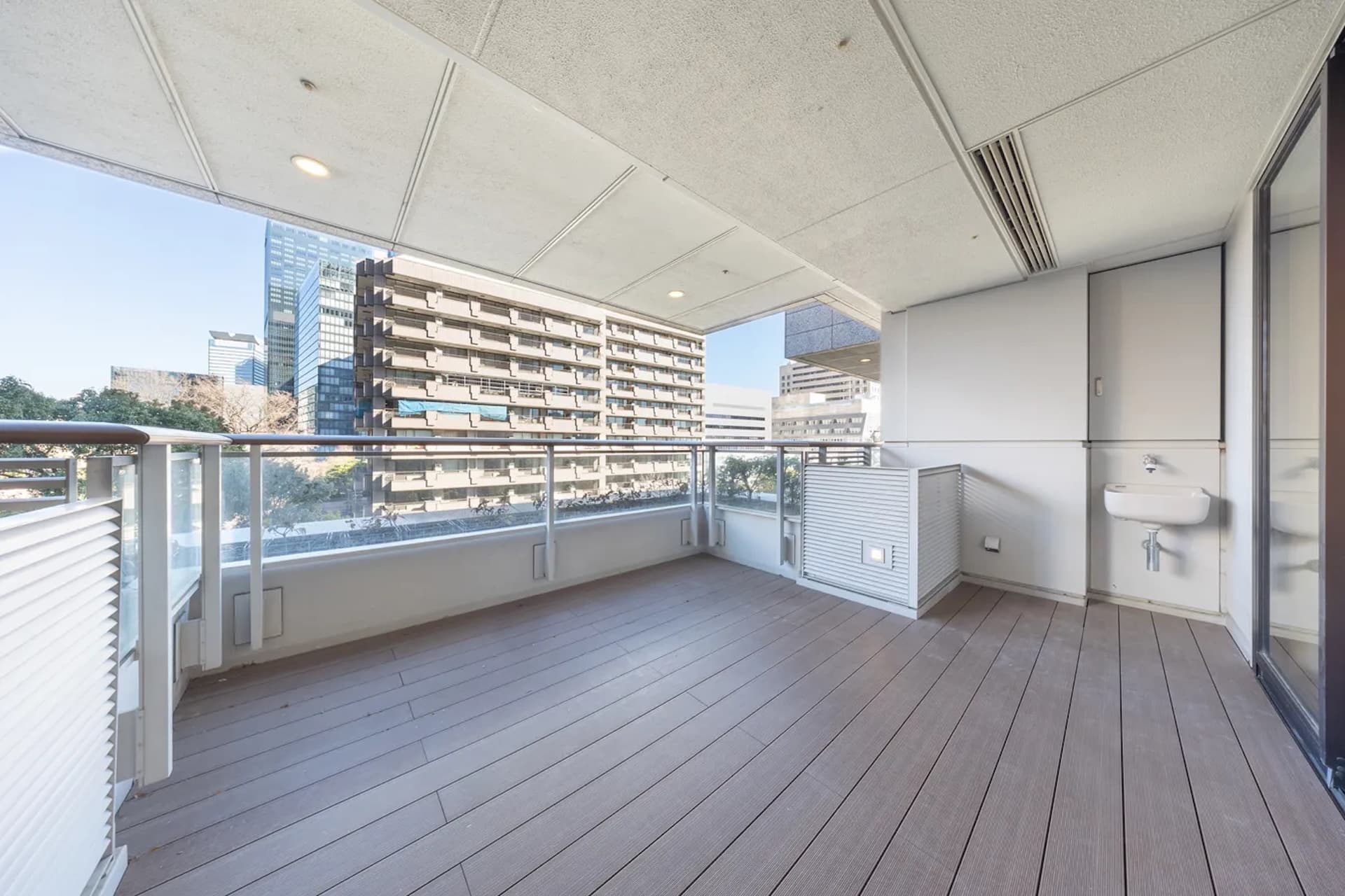 Ark Hills Sengokuyama Residence13.jpg