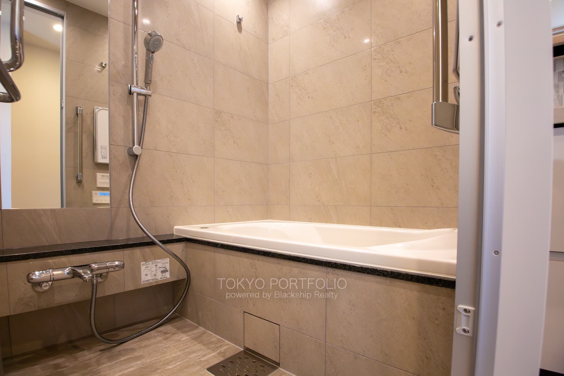 Classy Tower Shinjuku Gyoen 3301-7.jpg