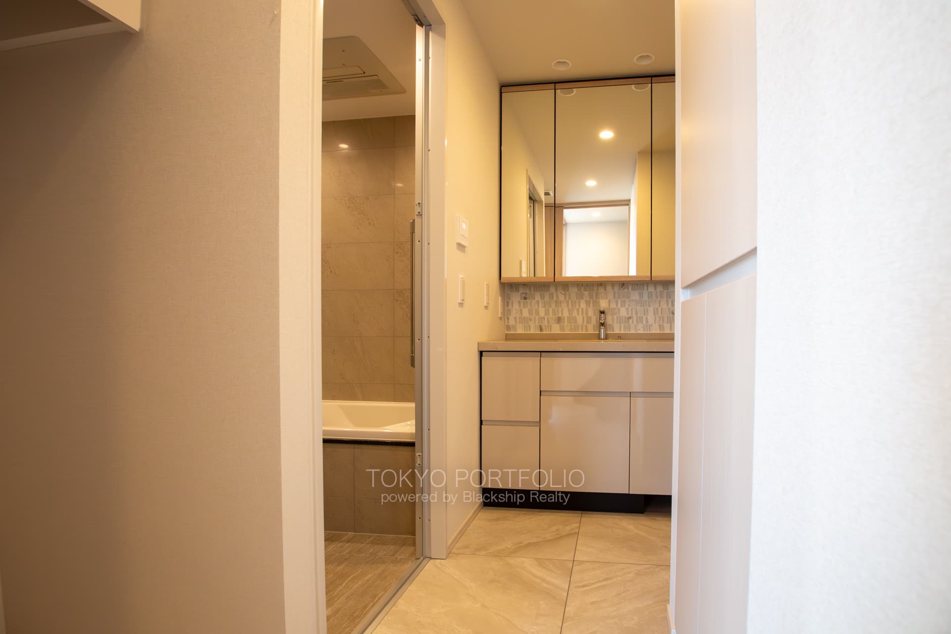 Classy Tower Shinjuku Gyoen 3301-5.jpg