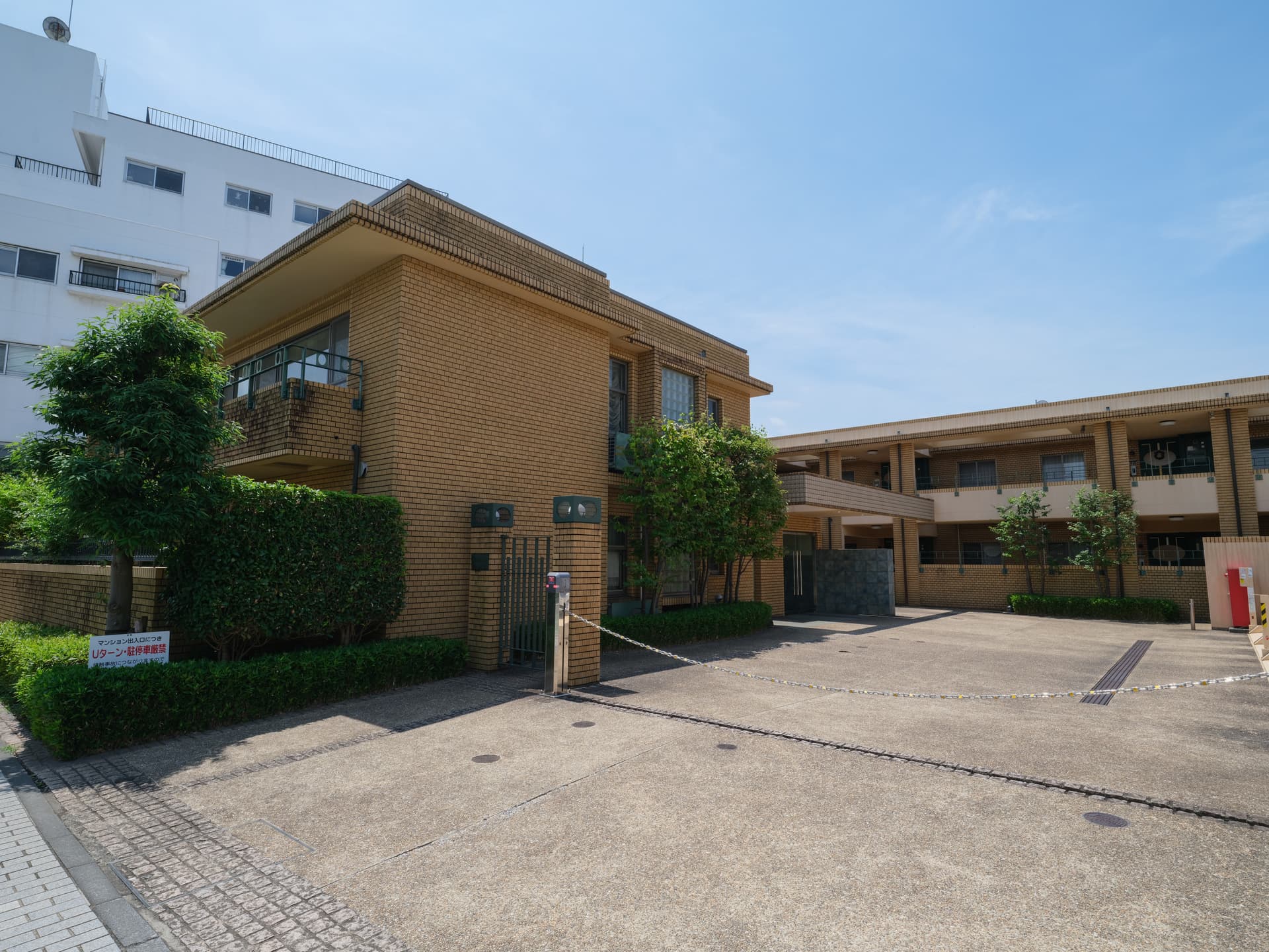 マートルコート山手261番館