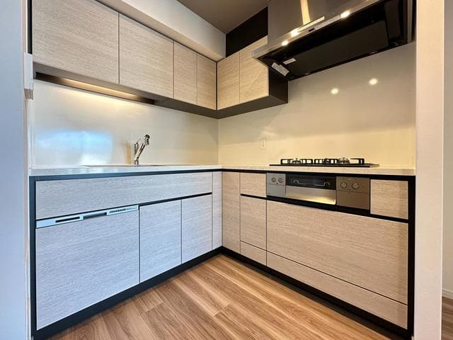 0860888131a349a4bf49f63b4c218b2b