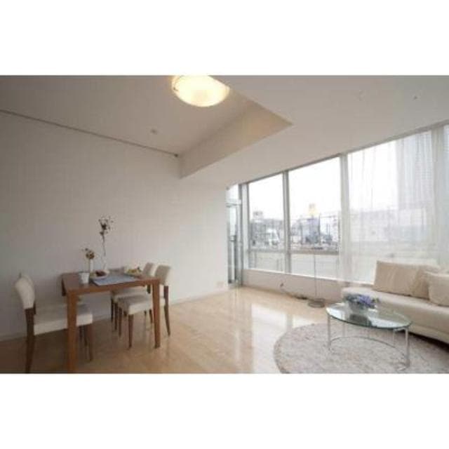 bfb748497f2c4770bcbacdae09ce8c6a