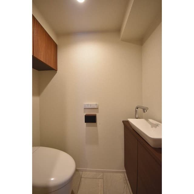 d70fe5712de44fea951918d25eb91c56