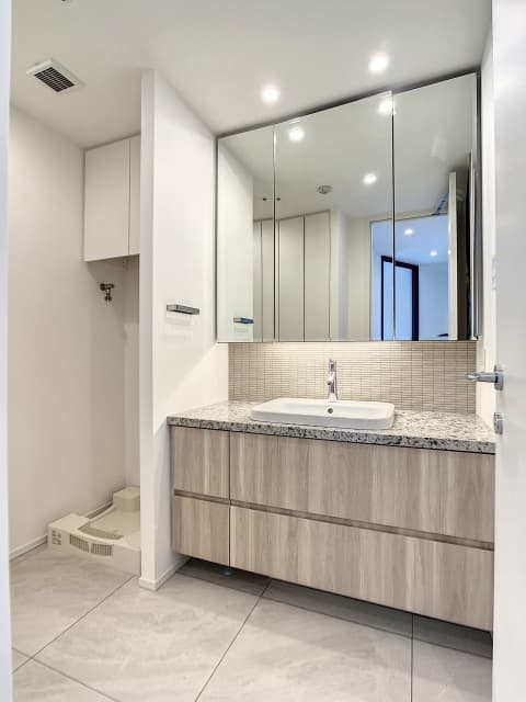 eb8fe1b931f84014acf261584c5a5792