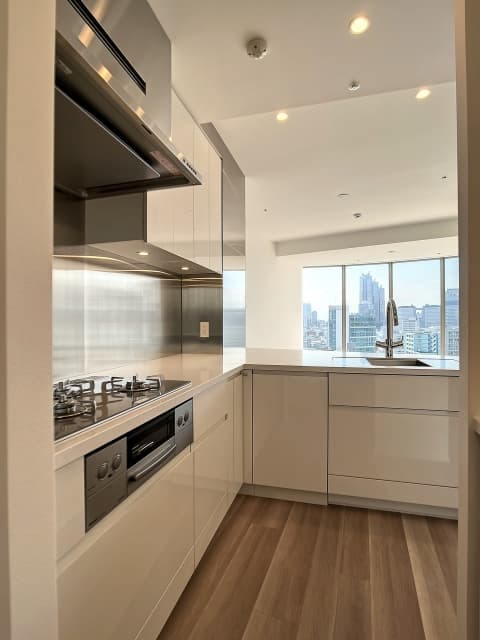 eb8fe1b931f84014acf261584c5a5792