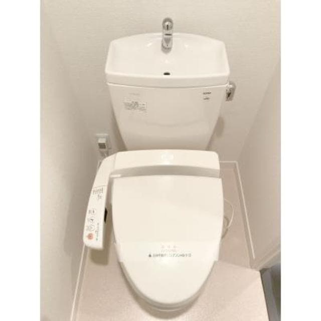 d866234f021c4698b7059910f01493bb