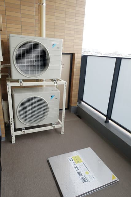 92f095027d8242d0ab14942dbd12b422