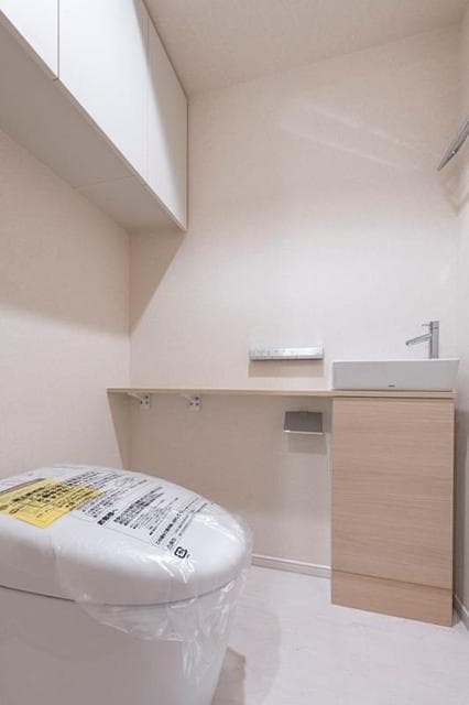 9977558a144c4dc1a9cc0c719b4bf299