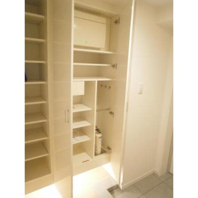 d2551d7ebad24287a25858d9177ab129