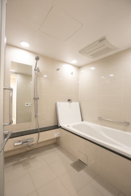 8c58ff124e184a4d9df3f01732b2ad9c