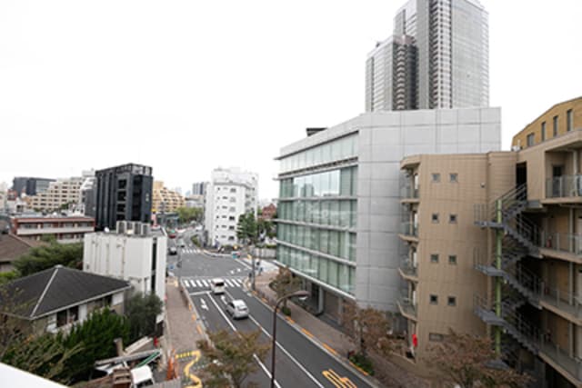 8c58ff124e184a4d9df3f01732b2ad9c