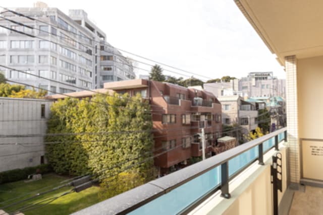 3bd1b3a4f0e04c2b933ab9538972e0b6