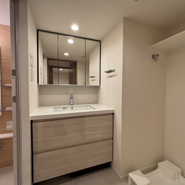 3f74c20dd6b247859cce29f0eec17dc0