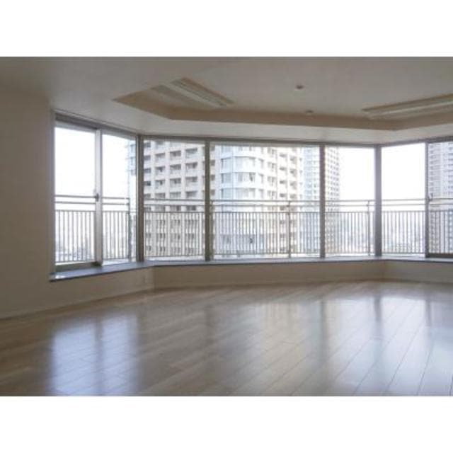 7762612a72e941e1bdd0766b14044788