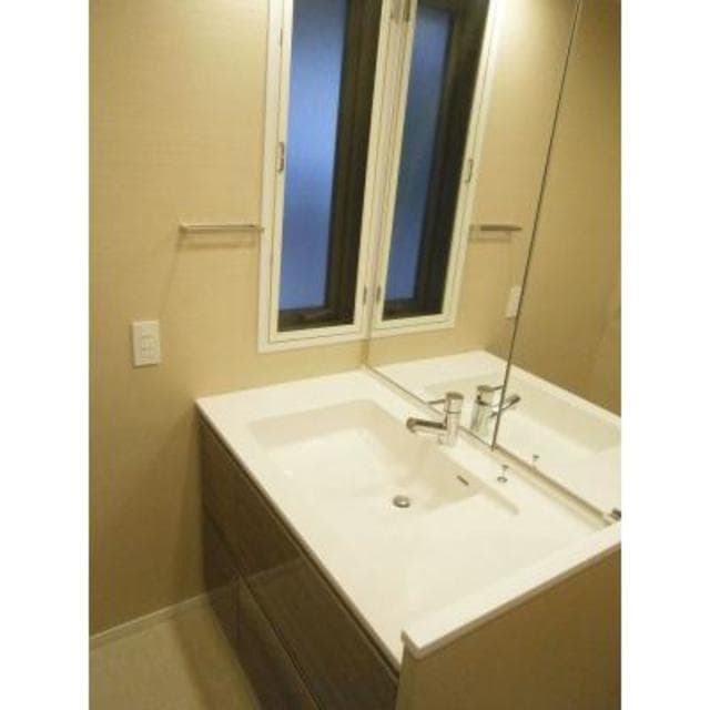 7762612a72e941e1bdd0766b14044788