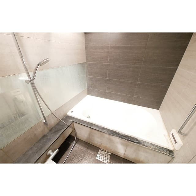 6c3422d3fbc54b7fa1e39b8ede7eeee6