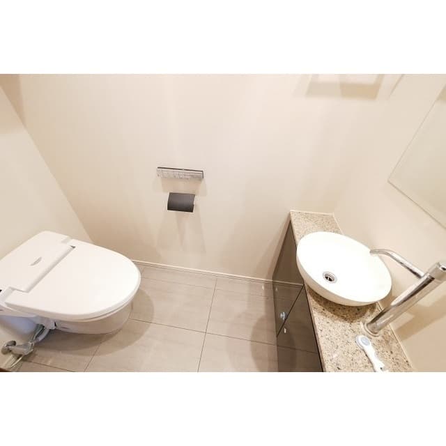 6c3422d3fbc54b7fa1e39b8ede7eeee6