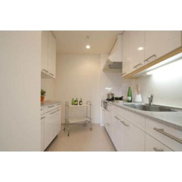 bfb748497f2c4770bcbacdae09ce8c6a