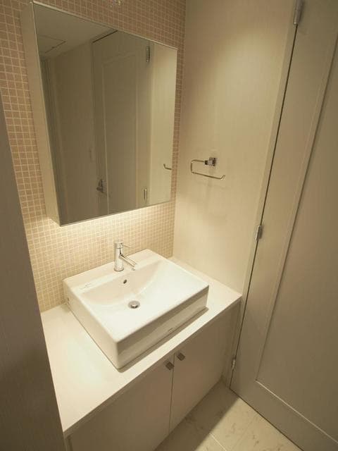 2c1c70aa9e784b899a06f92dcf804576