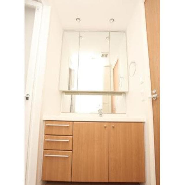 aebbd67cfc8745d3b48c5160d33f7cc6