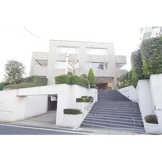 cdececdbb4f2439ea9ce13f86a781057