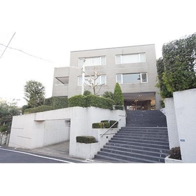 cdececdbb4f2439ea9ce13f86a781057