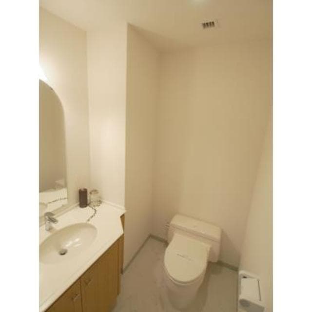 cdececdbb4f2439ea9ce13f86a781057